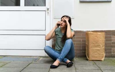 Porte d’entrée claquée ou verrouillée ? Pas de panique, voici toutes les clés pour rentrer chez vous !