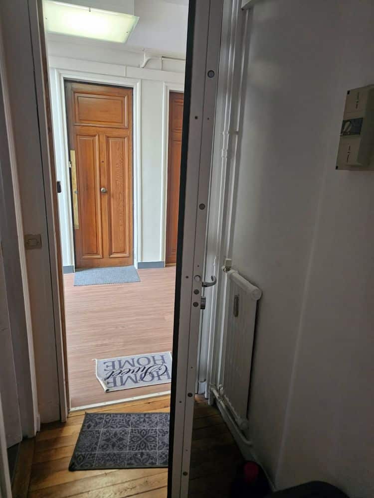 Ouverture d’une porte blindée claquée à la radio à Neuilly-sur-Seine Ouverture d'une porte blindée claquée à la radio à Neuilly-sur-Seine