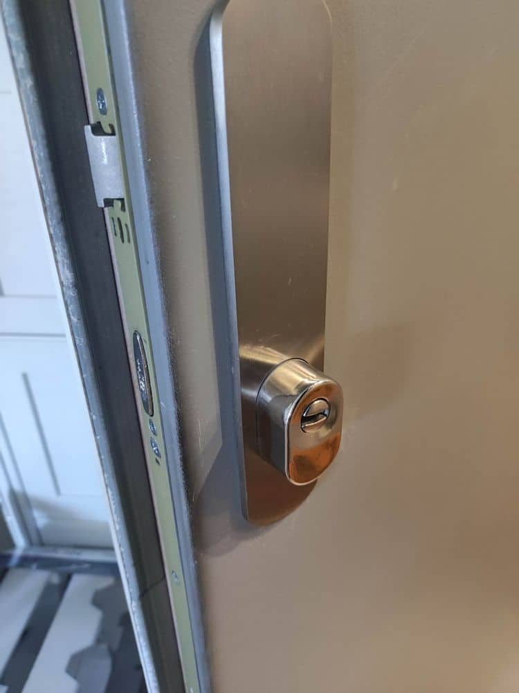 Remplacement de serrure Vachette A2P2 à Courbevoie